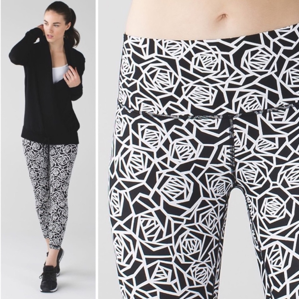 Lululemon 7/8 High Times Full On Luxtreme Posey